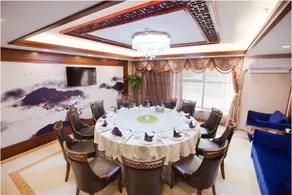 Lavande Hotel Chengde Mountain Resort - Image 3