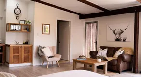Tranquil, spacious and private garden retreat - Image 2