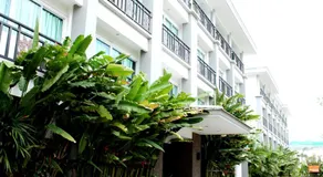 14 Resort - Image 5