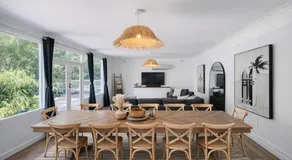 Wave & Willow Retreat- Sleeps 16 & 5 mins to beach - Image 3