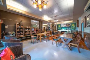 Leisure Bed and Breakfast - Image 3