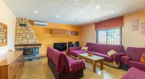 Los Almendros - Image 2
