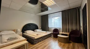 ETNA - Hostel -Noclegi Rzeszów 24 Pokoje -PARKING- - Image 5