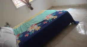 One bedroom - Image 3