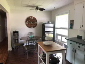 Cozy Cottage @ The River - Image 3