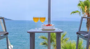 Hotel Delta - Image 4