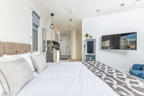 Diff-Rent Studios with gym & Fast Access to Central London & Wembley - Image 4