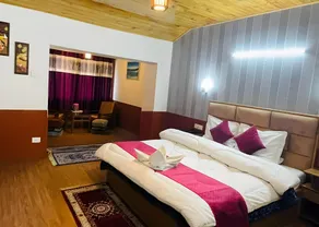 Hotel Hilltop - Image 2