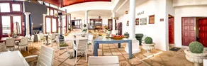 Spacube Luxury Suites and Spa - Image 5