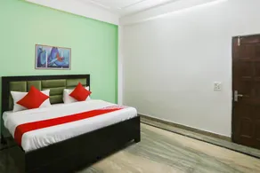Hotel O Paradise Pearl Hotel Near Iskcon Temple Noida - Image 5