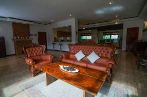 The Seven Oaks - Image 4