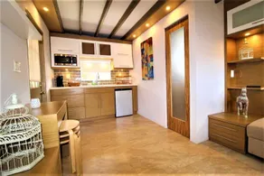 Quiet Zen Tiny House in Japanese Garden - Image 3