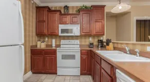 Branson's Great Rock Retreat - Image 5