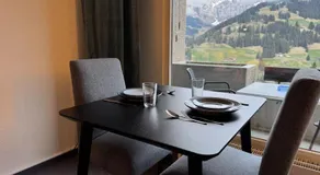 Zentrumsnahe Wohnung mit Blick - Image 3