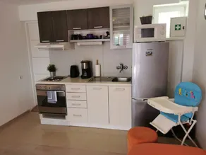 Holiday Home in Tuheljske with Hot Tub - Image 5