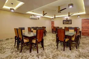 Townhouse NK Vivanta Luxury Rooms - Image 4