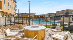 Landing Apartments - Solace at Ballpark Village - Image 5