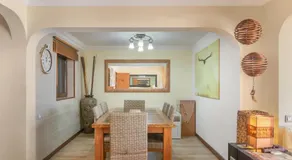 Confortable Bungalow With Views - Image 5