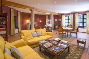 Hotel Sara De Ur - Image 2