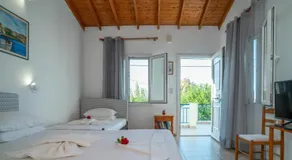 Elli Studios & Apartments - Image 2