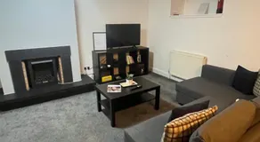 Boyds Entry flat Old town - Image 2