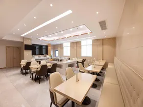 Lavande Hotel Suzhou South Renmin Road - Image 3