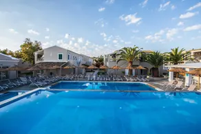 Amour Holiday Resort - Image 4