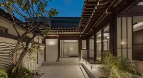 Nostalgia Hanok Hotel - Image 2