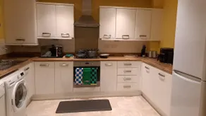 Tropical Sun Homes - Beautiful spacious 3 bed home in a serene environment with free parking for 2 cars - Image 5