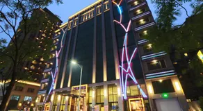 Happiness Inn Hotel - Image 2