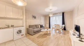Appartement 39m2 - Free Parking - Rer C - Métro 13-14 - Ascenseur - Easy Check in - - Image 3