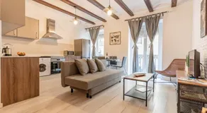 Botanical gardens apartment by Invalencia - Image 2