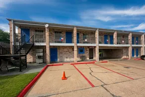 Golden Motel Near Houston Medical Center - Image 5