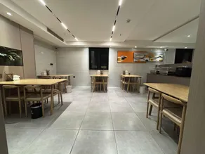 Park Hotel - Image 5