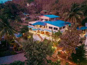 Sea Esta Resort & Cafe - Image 3