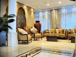 Al Hamra Hotel - Image 5