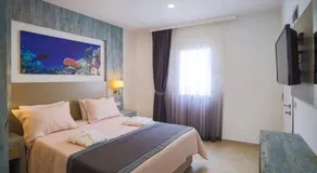 Queen Victoria Suit Apart OTEL - Image 2
