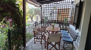 Armonia & Anemos Family Apartments - Image 5