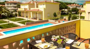 Praia Del Rei Pool View - Image 2