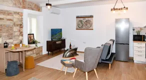 Captain Theo's modern apartment Maria - Image 2