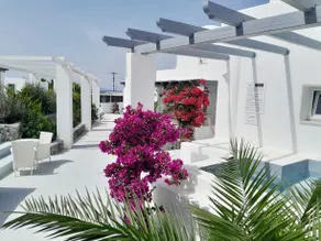 boutique hotel in oia santorini next to the sea - Image 2