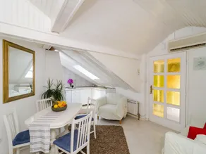 Lejlighed Emma - Lejlighed med 2 soveværelser med balkon og havudsigt - Image 1