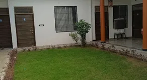 B D House - Image 4