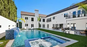 Sleek 7BR Exquisite Estate Resort Pool, Sauna, Spa 6500 SQF - Image 3