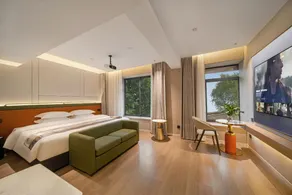 Jiting International Hotel Jiaotong University Light Rail Station - Image 2