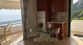 Corfu Glyfada Beachfront Apartment 2 - Image 5