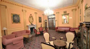 Bristol Hotel - Image 4