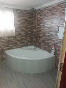 LaRosa Executive Guest House - Image 3
