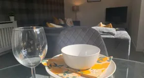 Modern 2 bedroom flat with free parking in Cambuslang, Glasgow - Image 4