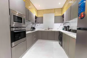 Stylish & Relaxing flat in Alwadi Vll - Image 4